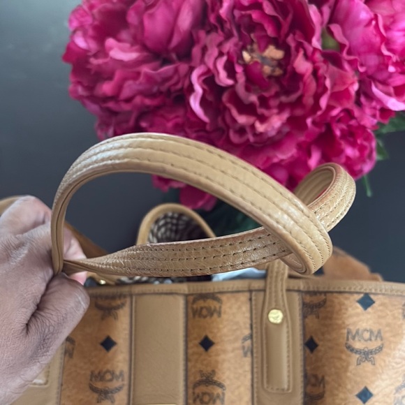 MCM Cognac Visetos Tote Bag - Picture 2 of 8